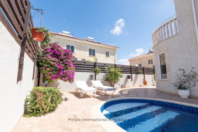 Cheap Houses and Villas for Sale Famagusta up to 400000 euro