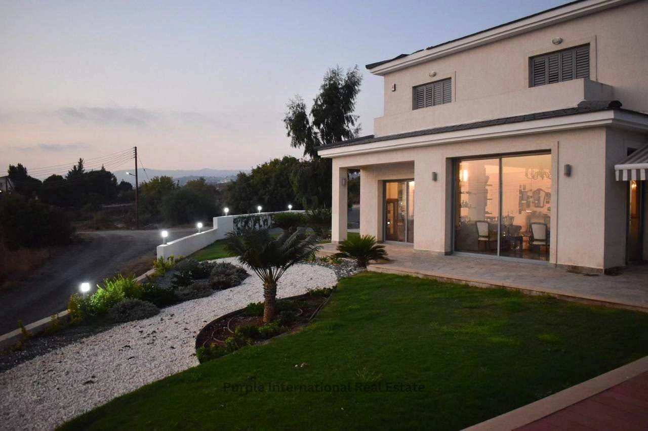 420m² House for Sale in Konia, Paphos District