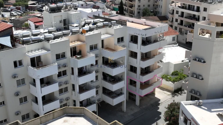 2 Bedroom Apartment for Sale in Drosia, Larnaca District