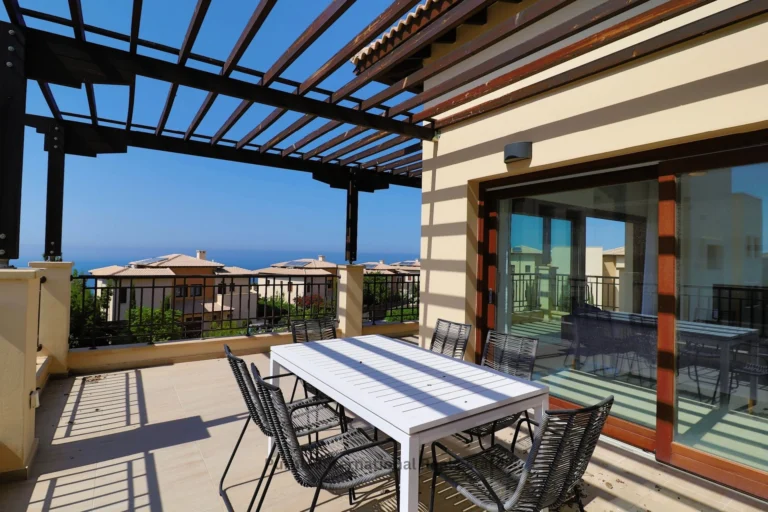 2 Bedroom Apartment for Sale in Aphrodite Hills, Paphos District
