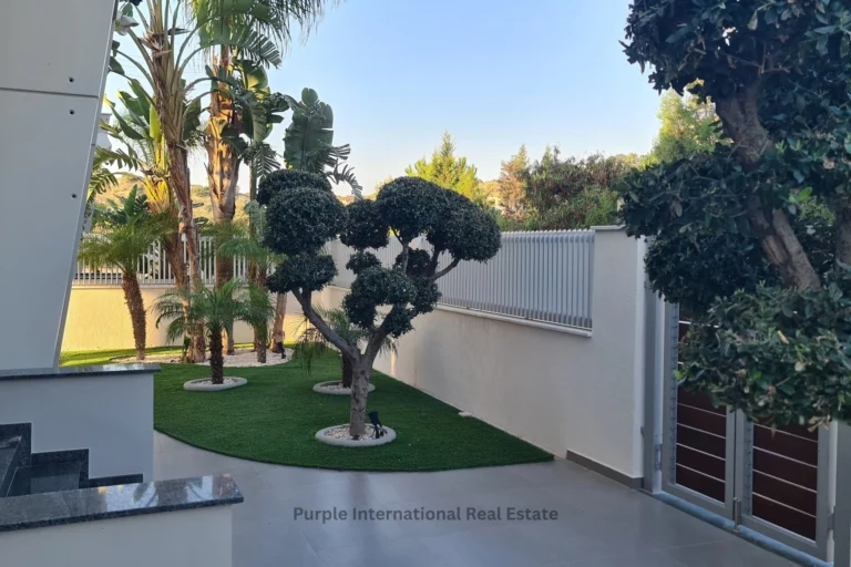 4 Bedroom House for Sale in Agios Tychonas, Limassol District