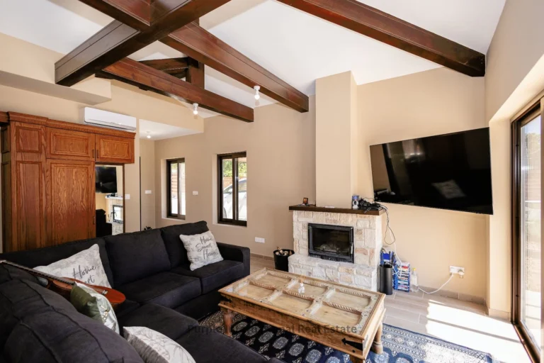 5 Bedroom House for Sale in Souni, Limassol District