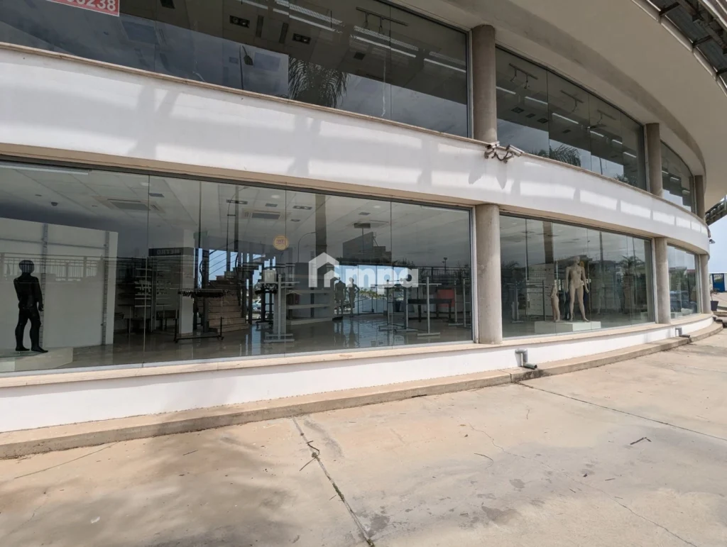 645m² Commercial for Rent in Strovolos, Nicosia District