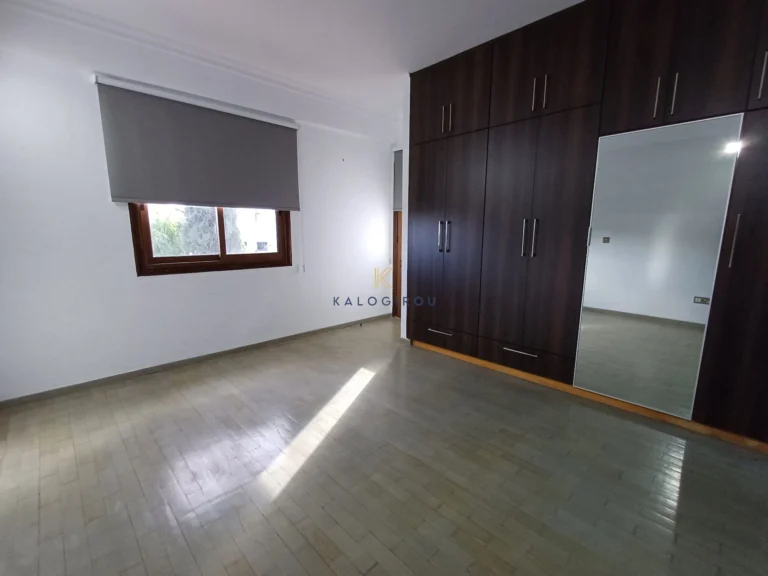 5 Bedroom House for Sale in Oroklini, Larnaca District