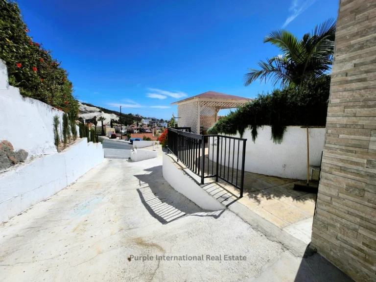 4 Bedroom House for Sale in Tala, Paphos District