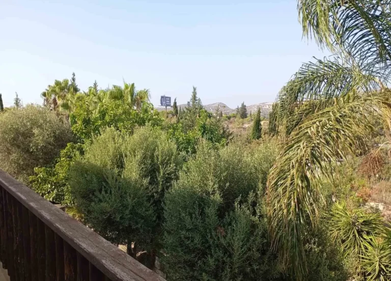 4 Bedroom House for Sale in Pentakomo, Limassol District