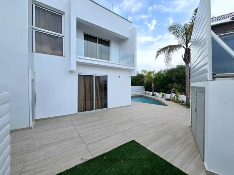 5 Bedroom House for Sale in Cape Greko, Famagusta District