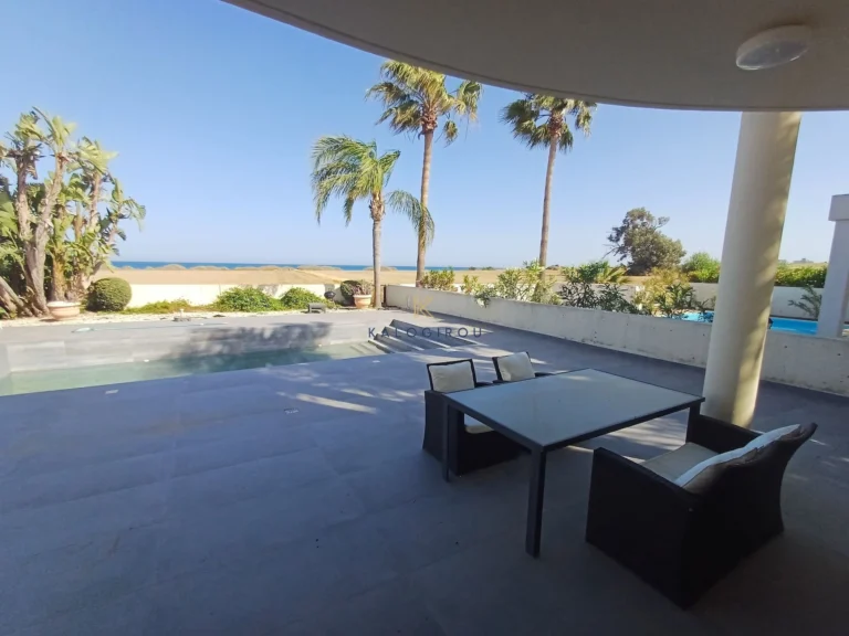 3 Bedroom House for Sale in Pervolia Larnacas