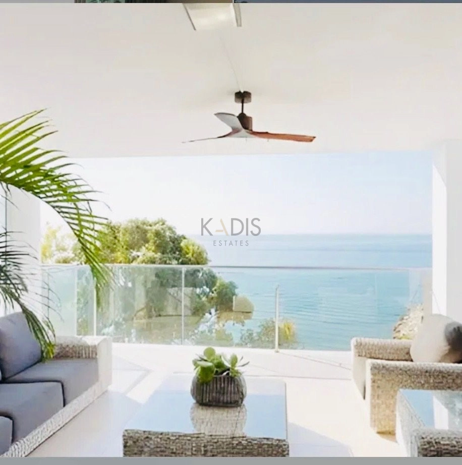 4 Bedroom Apartment for Rent in Agios Tychonas, Limassol District