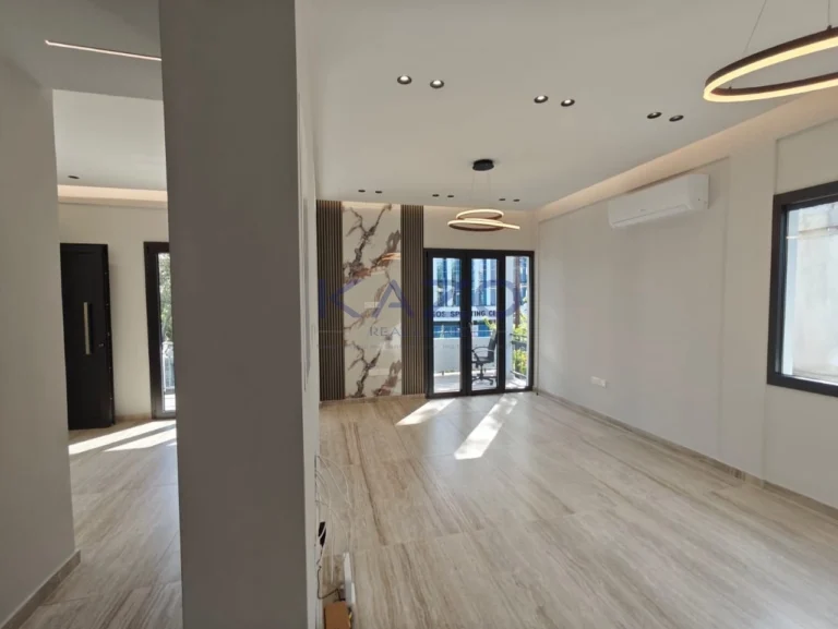 3 Bedroom Apartment for Rent in Limassol – Neapolis
