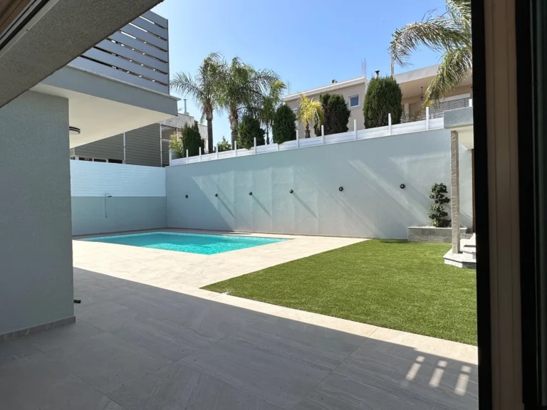 4 Bedroom House for Sale in Limassol – Agios Athanasios