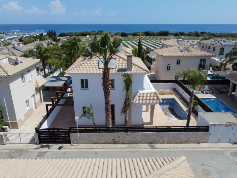 Cheap Houses and Villas for Sale Famagusta up to 400000 euro