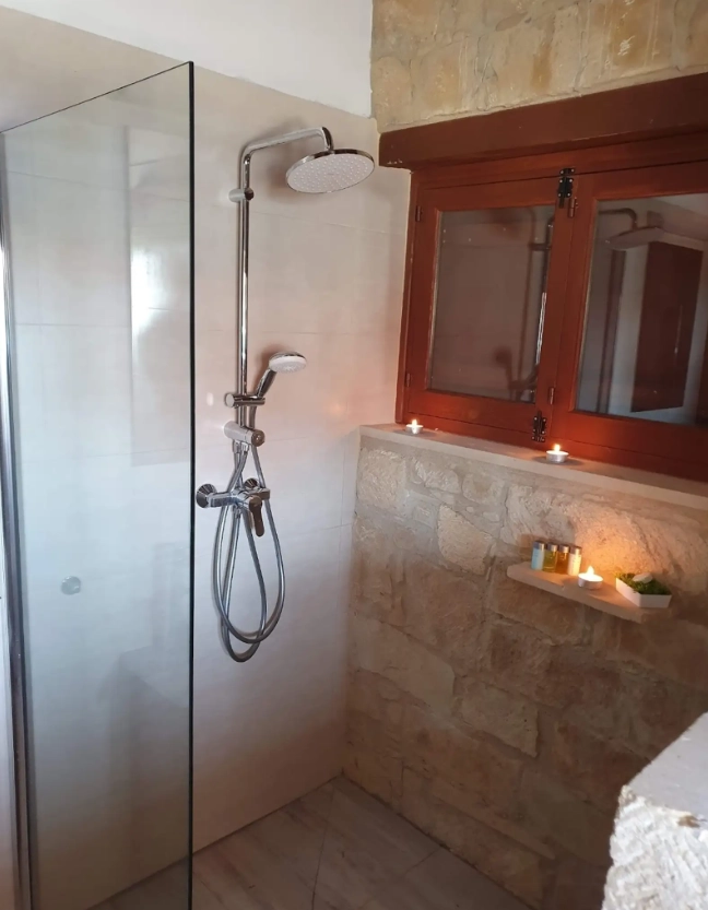 2 Bedroom House for Sale in Vouni, Limassol District