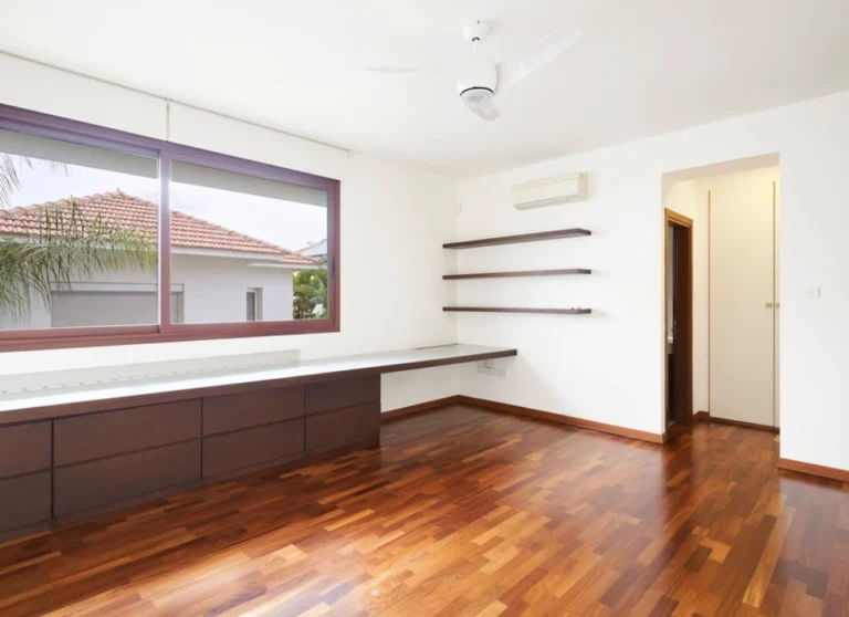 5 Bedroom House for Sale in Strovolos, Nicosia District