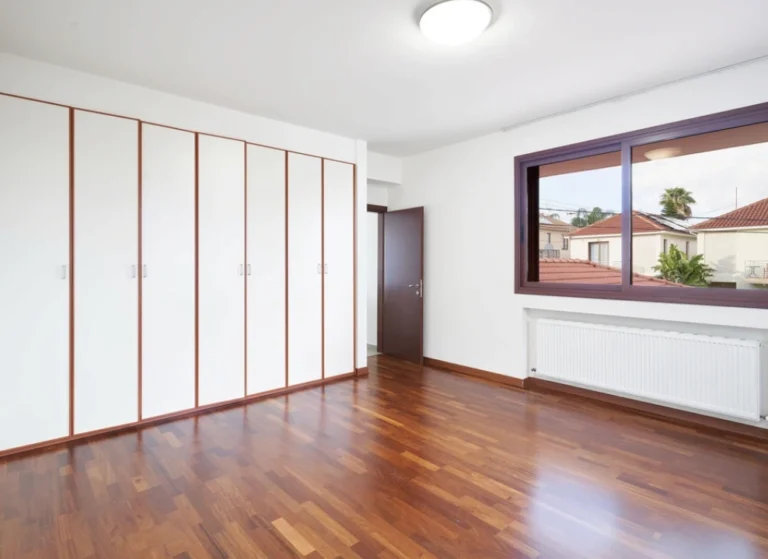 5 Bedroom House for Sale in Strovolos, Nicosia District