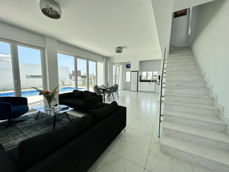 3 Bedroom House for Sale in Voroklini Tourist Area, Larnaca District