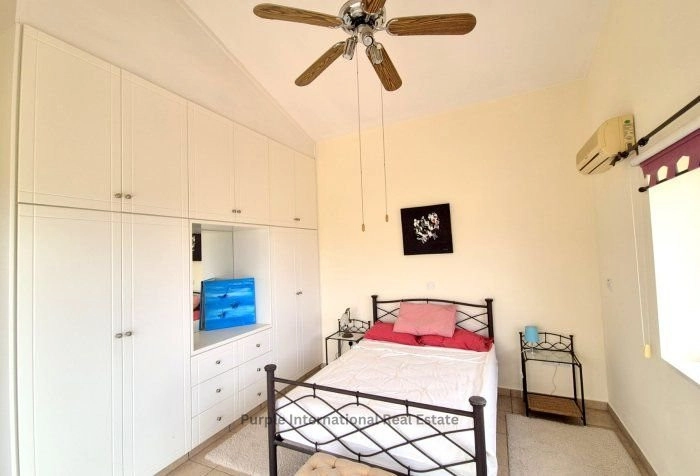 3 Bedroom House for Sale in Sea Caves, Paphos District