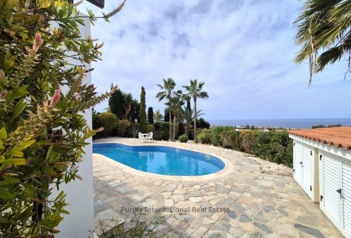 3 Bedroom House for Sale in Sea Caves, Paphos District