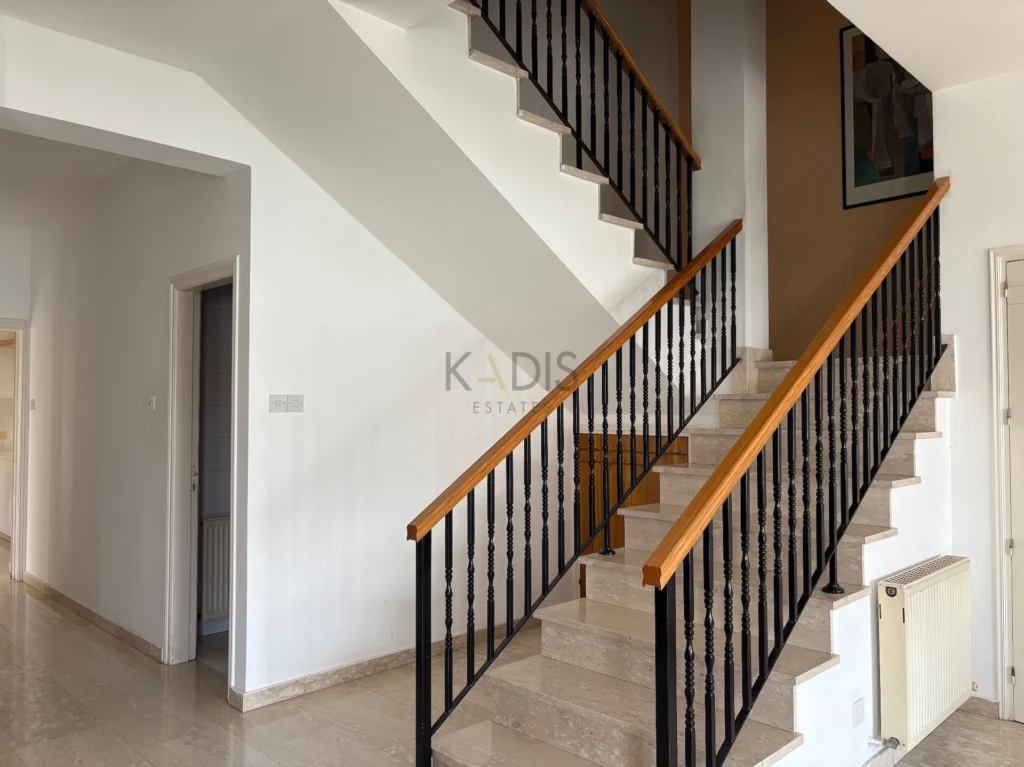 3 Bedroom Apartment for Rent in Strovolos, Nicosia District