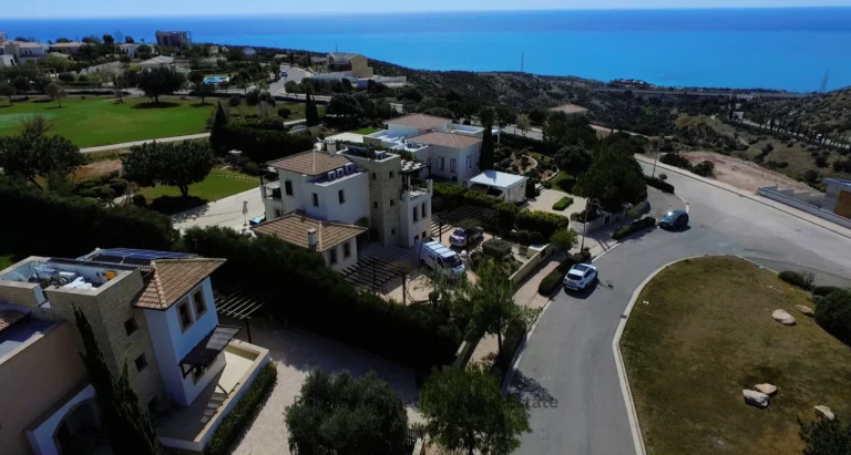 4 Bedroom House for Sale in Aphrodite Hills, Paphos District