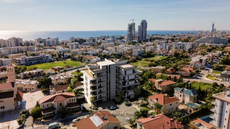 1740m² Building for Sale in Limassol District