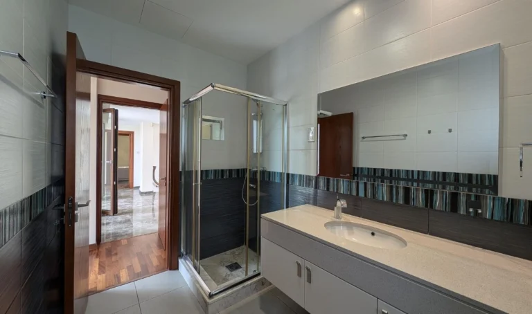 5 Bedroom House for Sale in Kalogiroi, Limassol District