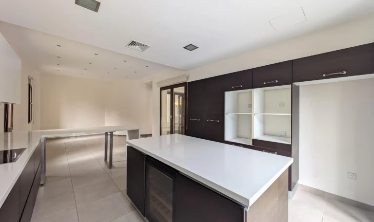 5 Bedroom House for Sale in Kalogiroi, Limassol District