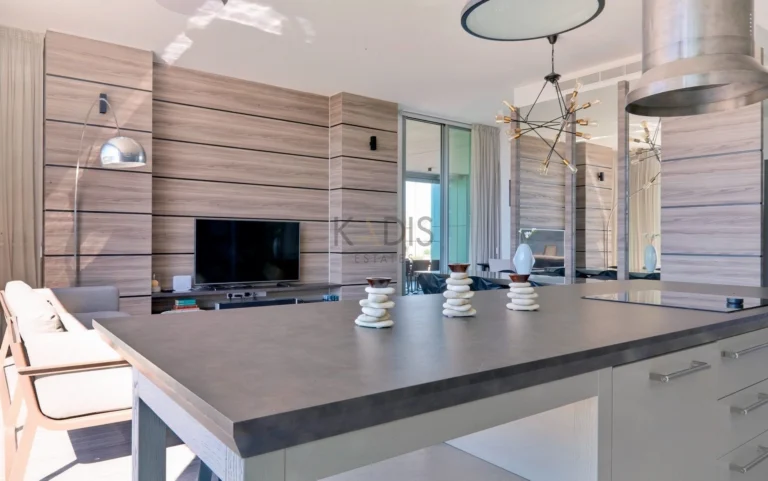 3 Bedroom Apartment for Sale in Agios Tychonas, Limassol District