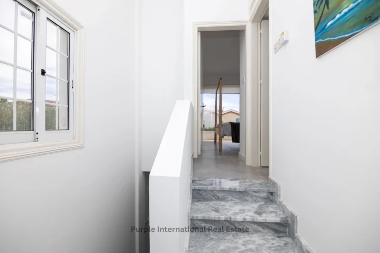 2 Bedroom House for Sale in Pervolia Larnacas