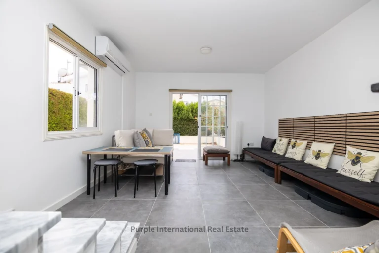 Cheap Houses and Villas for Sale Larnaca up to 300000 euro