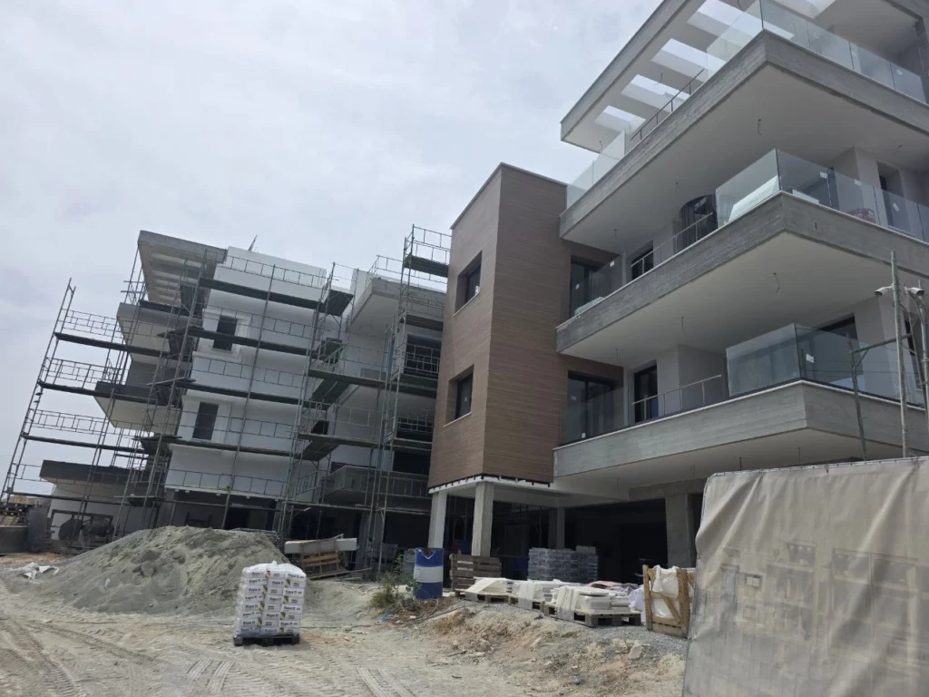 2 Bedroom Apartment for Sale in Germasogeia, Limassol District