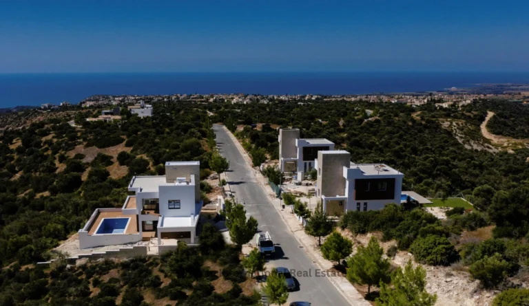 Cheap Houses and Villas for Sale Paphos up to 700000 euro