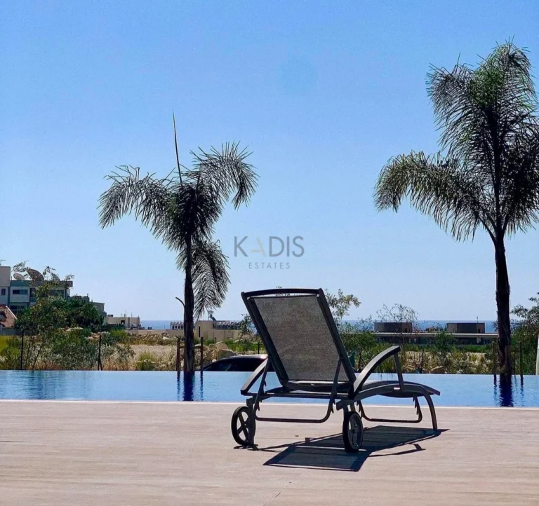 2 Bedroom Apartment for Sale in Agios Tychonas, Limassol District