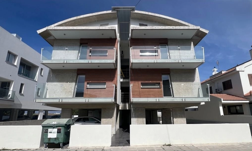 324m² Building for Sale in Aglantzia, Nicosia District