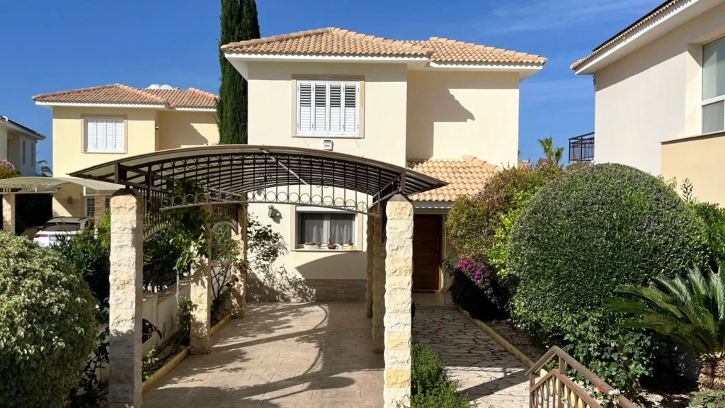 3 Bedroom House for Sale in Pegeia, Paphos District