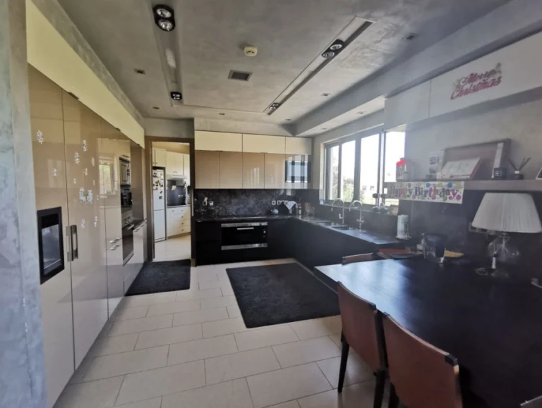 6+ Bedroom House for Rent in Mouttagiaka, Limassol District