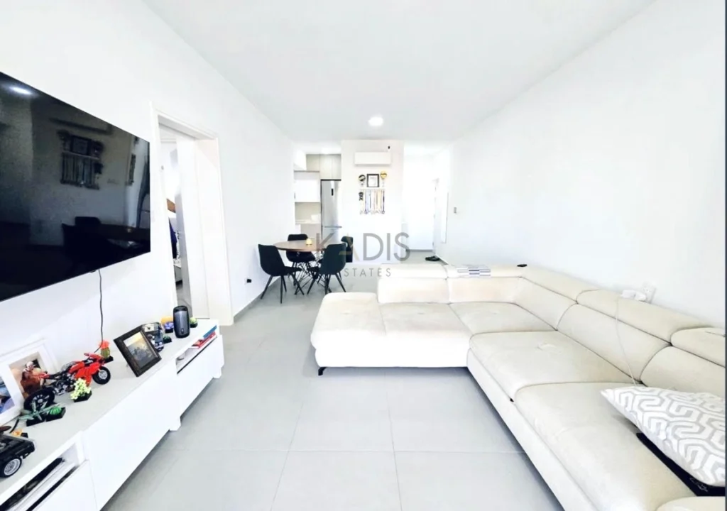 2 Bedroom Apartment for Sale in Limassol District