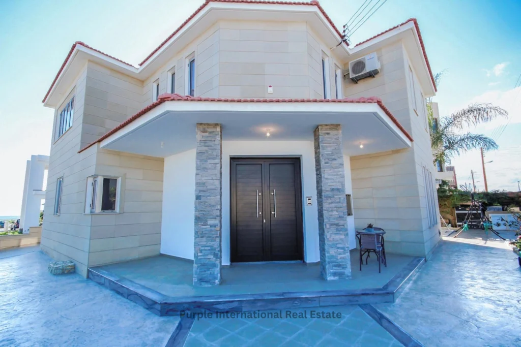 4 Bedroom House for Sale in Tersefanou, Larnaca District