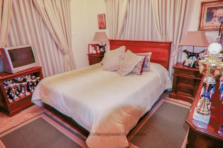 5 Bedroom House for Sale in Paralimni, Famagusta District