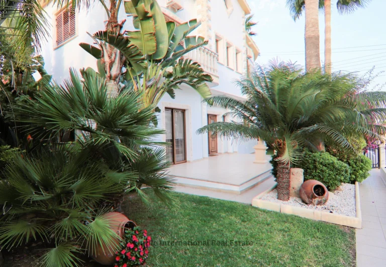 5 Bedroom House for Sale in Paralimni, Famagusta District