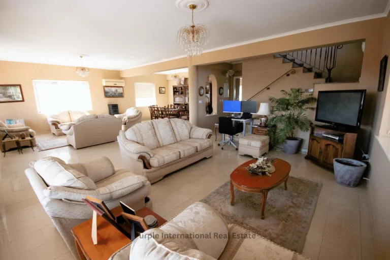 4 Bedroom House for Sale in Kiti, Larnaca District
