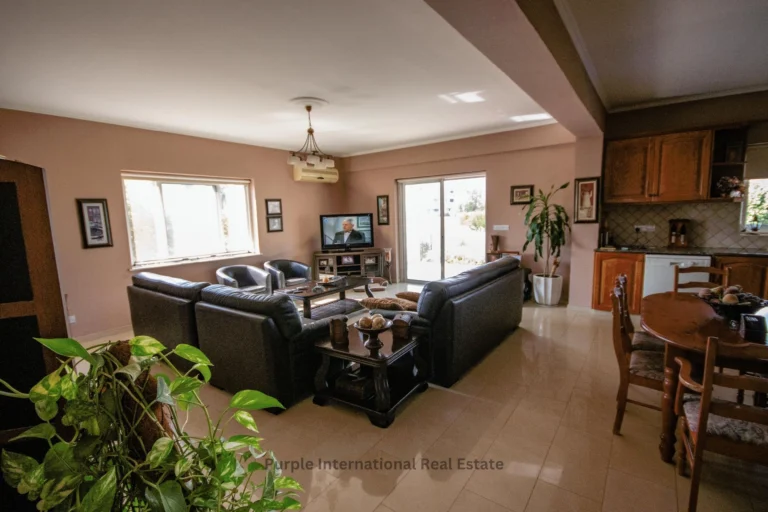 4 Bedroom House for Sale in Kiti, Larnaca District
