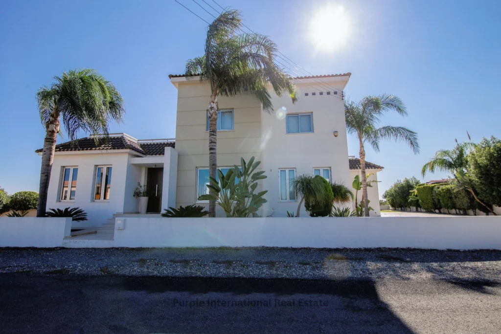 5 Bedroom House for Sale in Paralimni, Famagusta District