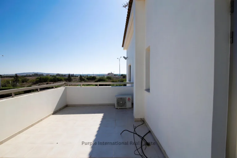 5 Bedroom House for Sale in Paralimni, Famagusta District