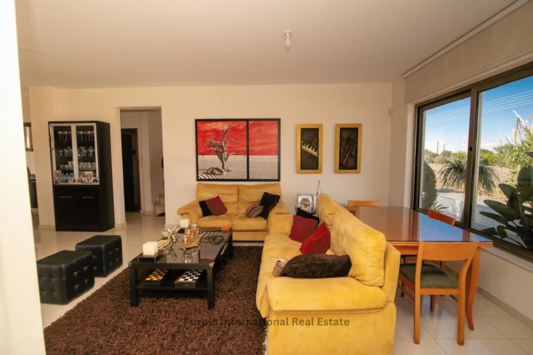 5 Bedroom House for Sale in Paralimni, Famagusta District