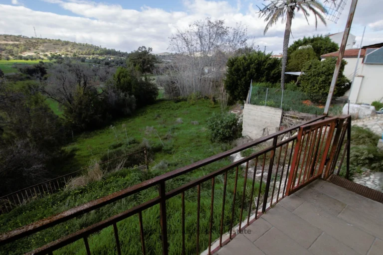 Cheap Houses and Villas for Sale Larnaca