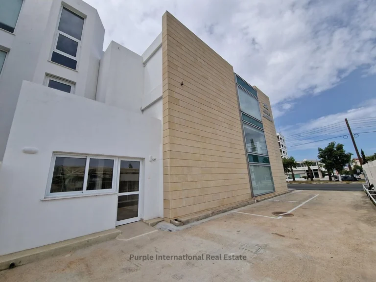 1985m² Commercial for Sale in Engomi, Nicosia District