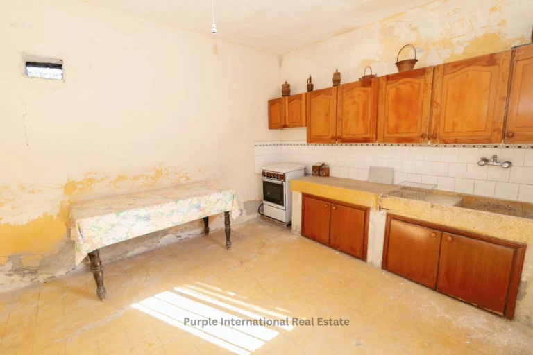 Cheap Houses and Villas for Sale Larnaca up to 100000 euro