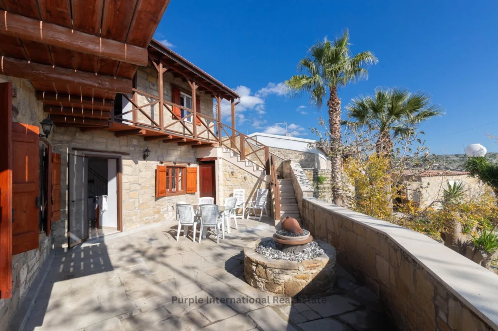 2 Bedroom House for Sale in Tochni, Larnaca District