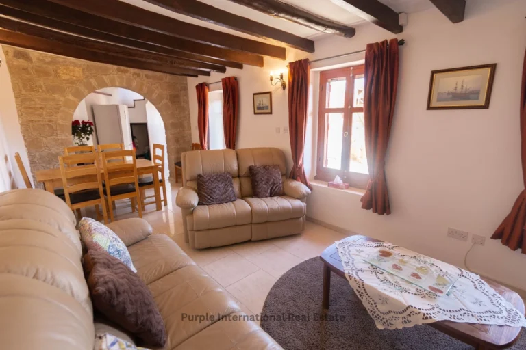2 Bedroom House for Sale in Tochni, Larnaca District
